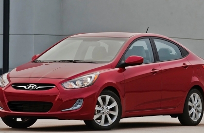 Các bác cho em hỏi xe acccent bị lỗi cột lái và khắc phục như nào ạ?